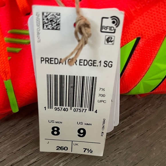 Predator Edge.1 SG Soccer Cleats​ - Picture 2 of 5